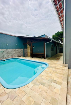 Casa com Piscina a 100metros da Praia NavegantesSC- RECANTO DO JESA